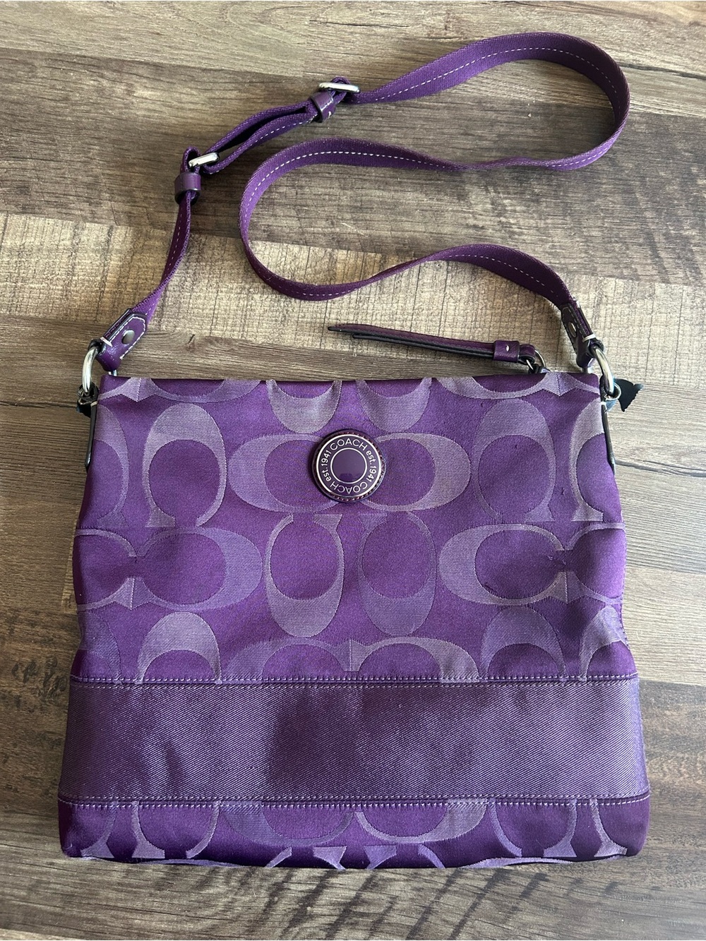 Y2K Coach Purple Signature Crossbody Bag F20061 (2012)